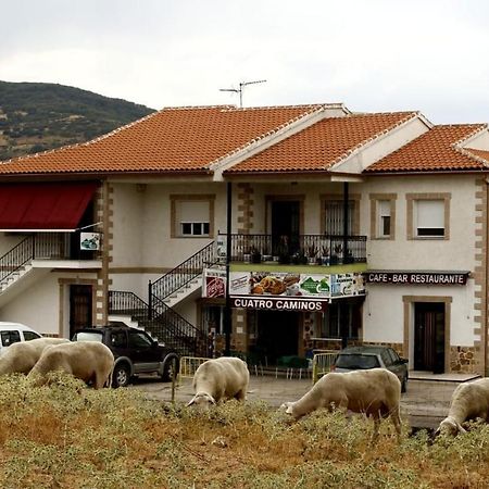 Alojamiento Cr Cuatro Caminos Otel San Pablo de los Montes Dış mekan fotoğraf